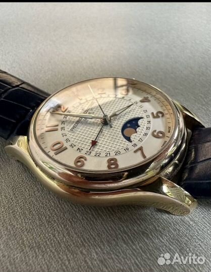 Часы frederique constant