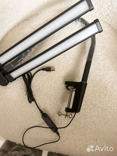 Лампа настольная