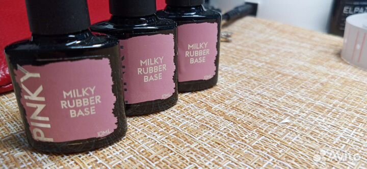 Молочная база для маникюра