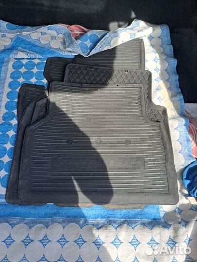 Автомобильные коврики бу
