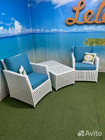 Комплект мебели из искусственного ротанга