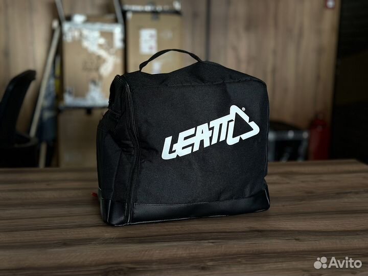 Мотошлем Leatt Moto 9.5 Carbon, Carbon M