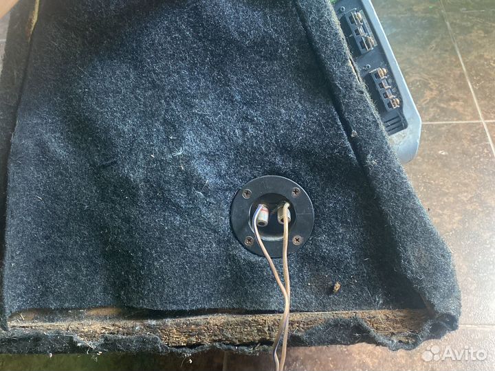 Активный сабвуфер