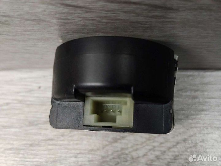 Датчик дождя и света Mercedes C W204