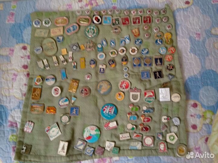 Значки советские. Тема спорт