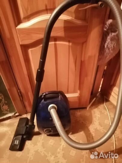 Пылесос Bosch (рабочий)