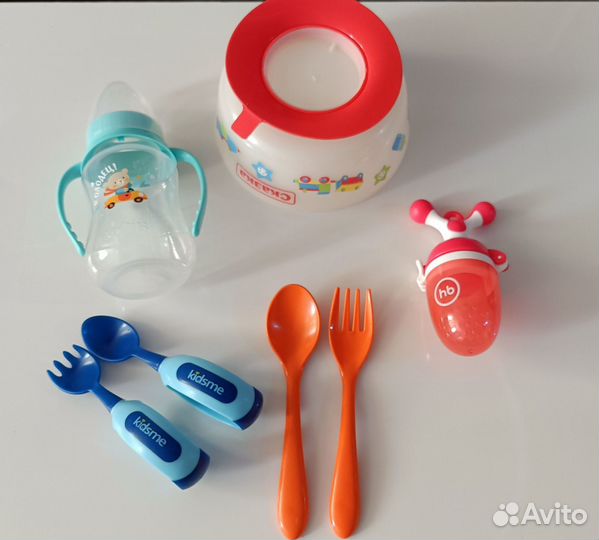 Комплект: ниблер, поильник, тарелочка, ложки