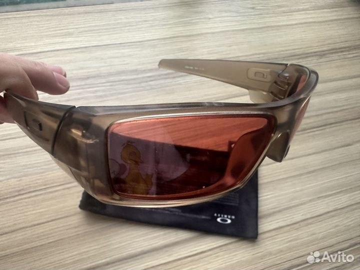 Очки Oakley x Samuel Ross