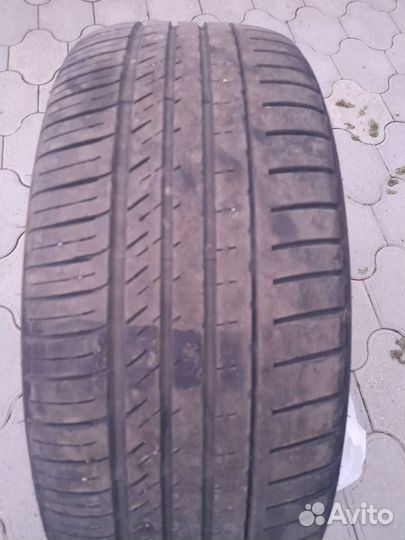 Kinforest KF-550 245/40 R20