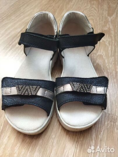 Сандалии для девочки 27р