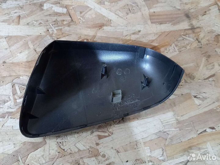Honda Accord 8 колпак зеркала правый