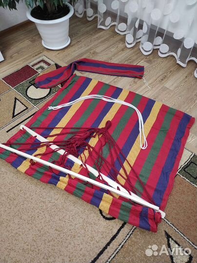 Гамак полотняный 200*80см.дерев.планка