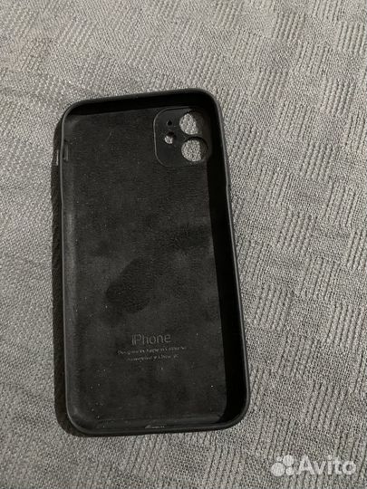 Чехол на iPhone 11