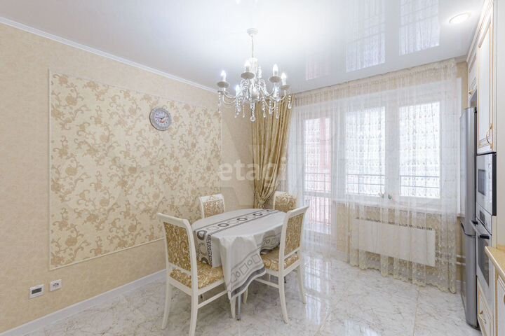 3-к. квартира, 92,4 м², 9/16 эт.