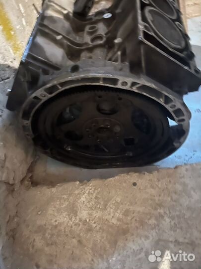 113 мотор.объем 4.3. голый блок.торг