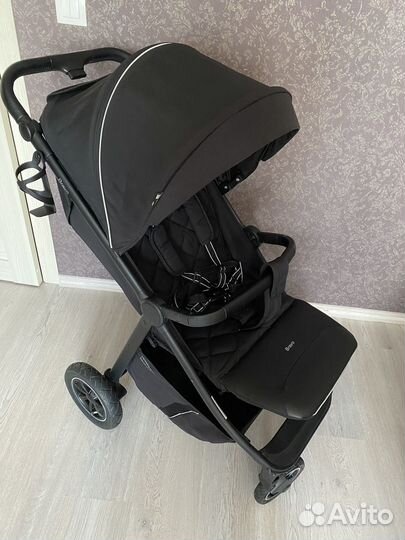 Коляска прогулочная Carello bravo