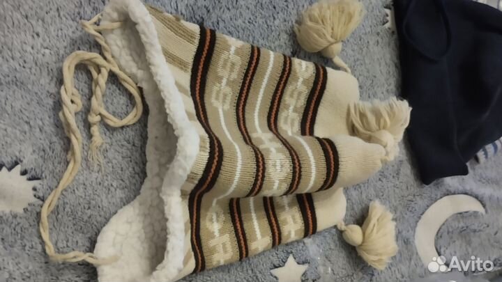 Кепка, шапка, манишка, варежки, перчатки детские