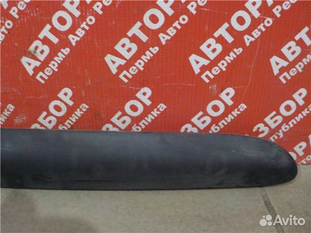 Молдинг двери задний правый Renault Clio 2 LB03