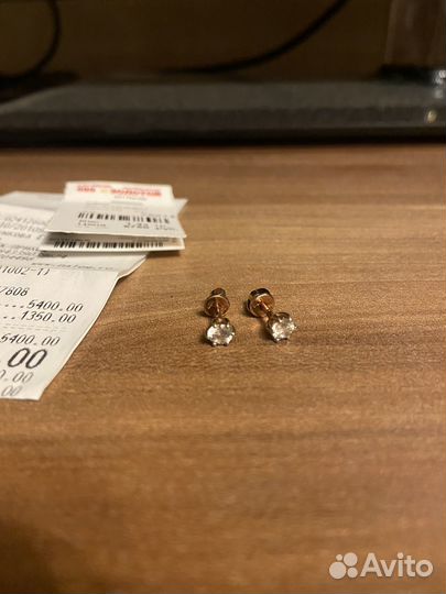 Золотые пуссеты 375