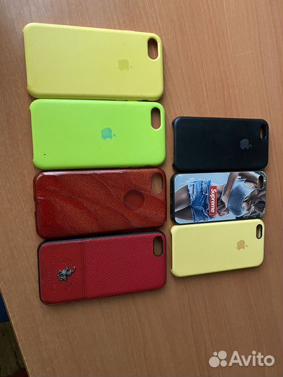 Продаю чехлы на айфон 7 и на se 2016