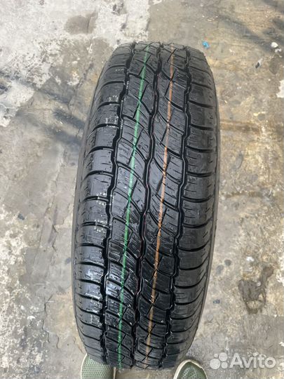 Bridgestone Dueler H/T 687 215/70 R16 H