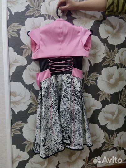 Нарядное платье