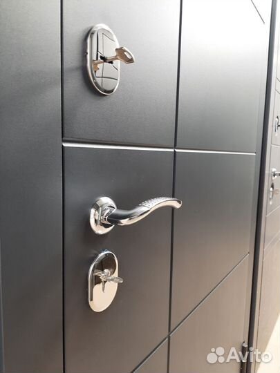 Дверь входная