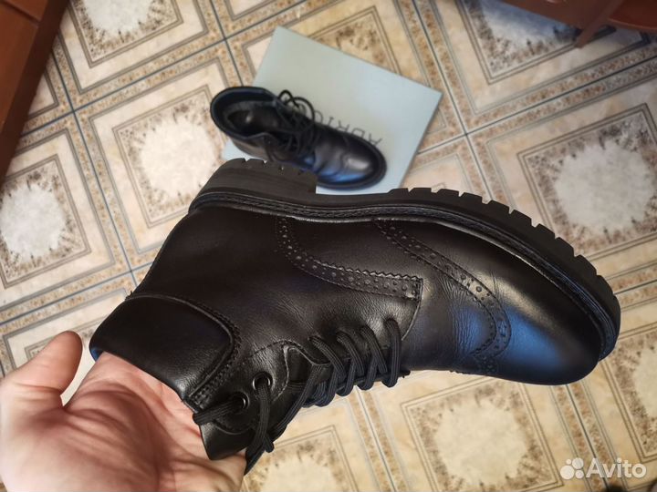 Женские ботинки Abricot чёрные кожаные