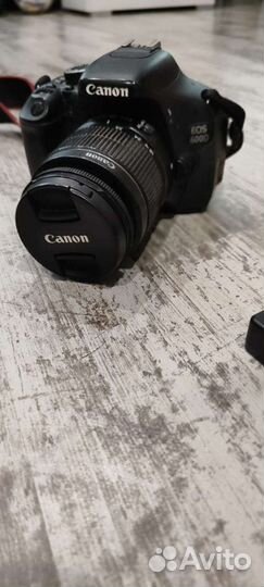 Зеркальный фотоаппарат canon 600d