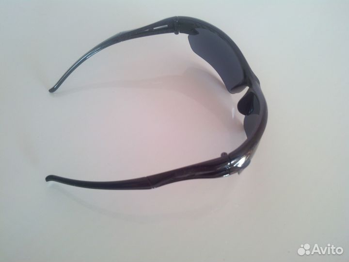 Спортивные очки