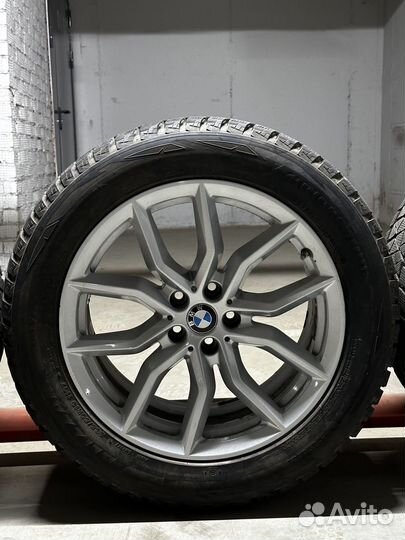 Колеса BMW X5 G05 X6 с зимней резиной 265/50/R19