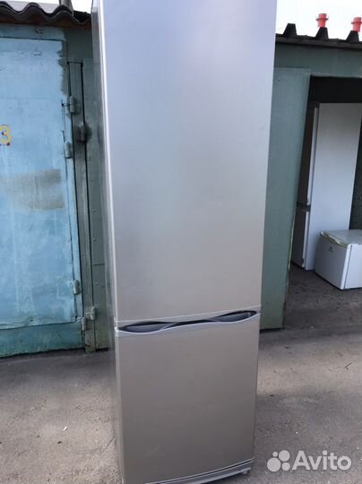 Холодильник