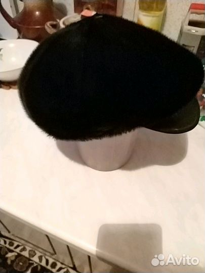 Кепка из нерпы б/у,58 размера