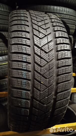 Pirelli Winter Sottozero 3 245/45 R17