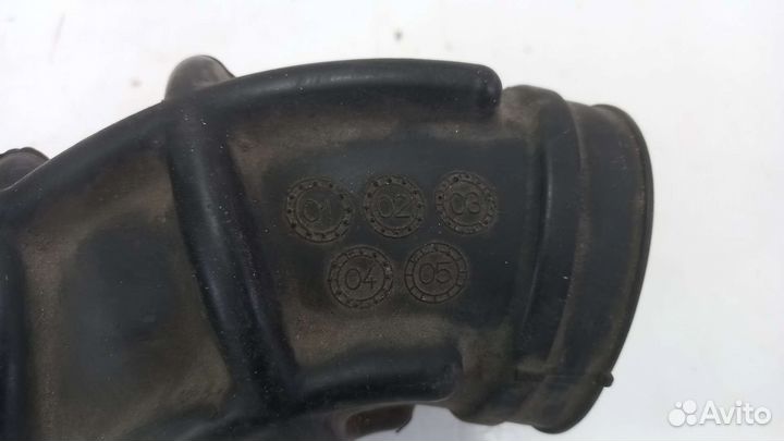 Тройник воздушного фильтра Volkswagen Toureg 1