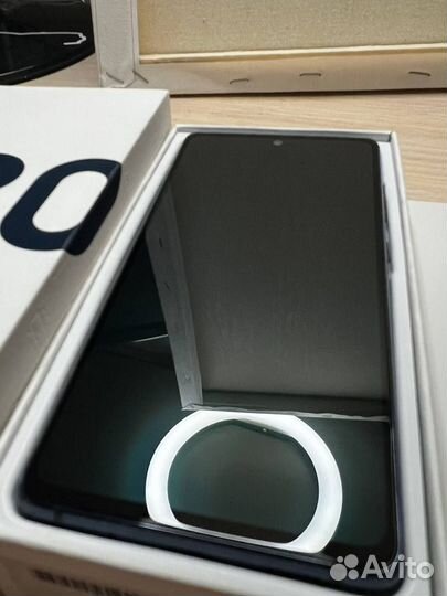 Samsung Galaxy S20 FE, 8/128 ГБ