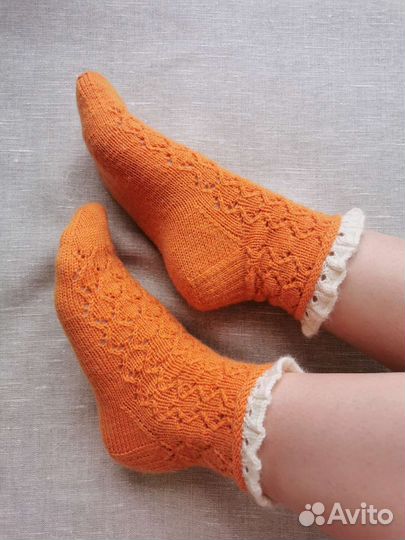 Носки женские ручной вязки