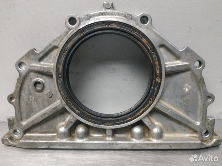 Крышка коленевала задняя Nissan Armada TA60 VK56DE