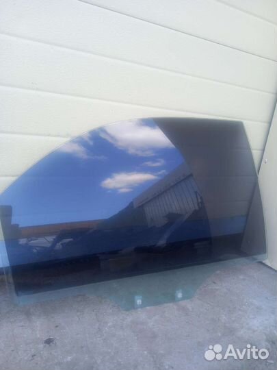 Киа спектра стекло задней правой двери