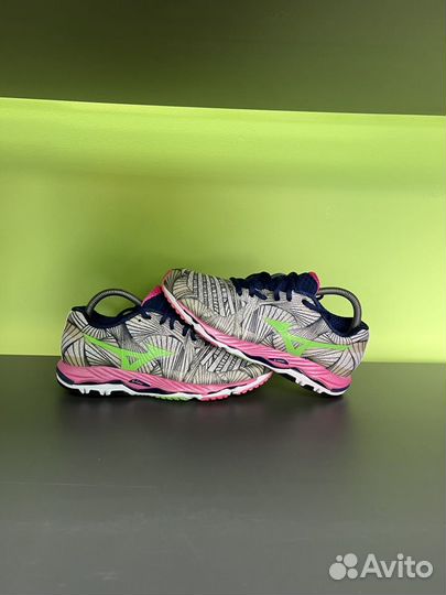 Кроссовки Mizuno Wave Paradox