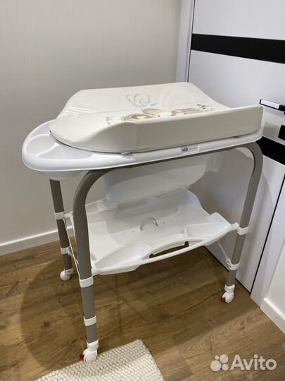 Столик пеленальный с ванночкой Cam