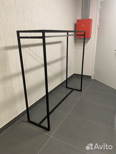 Вешалка стойка напольная для одежды