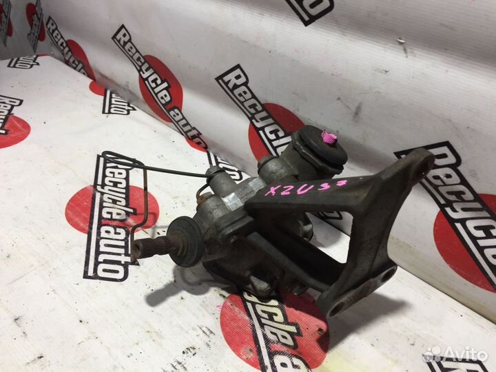 Рулевой редуктор toyota dyna XZU378 N04C 2006