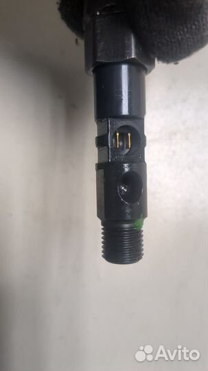 Форсунка топливная Ford Mondeo 3