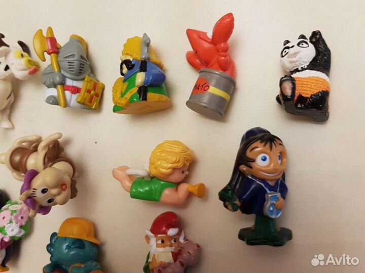 Фигурки из разных серий