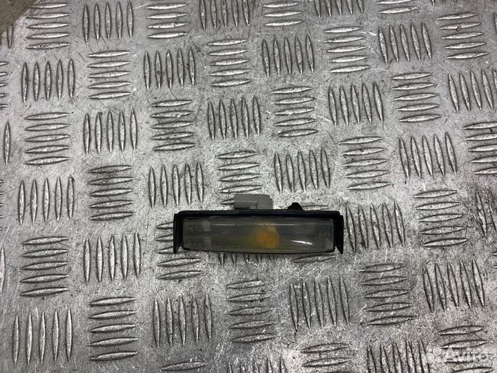Фонарь подсветки номера Lexus Rx350 GSU35 2grfe