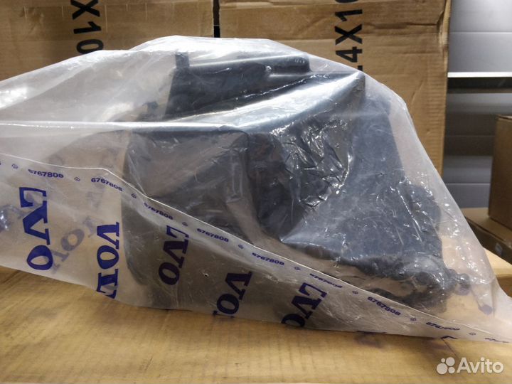 Корпус воздушного фильтра Volvo/Ford 1915027