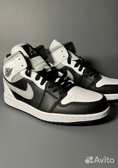 Кроссовки Nike Air Jordan 1 Black White Люкс