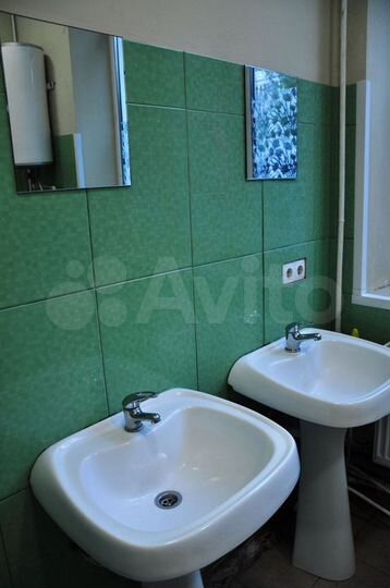 Комната 40 м², 2/2 эт.