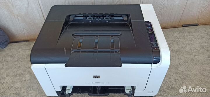 Цветной лазерный принтер HP